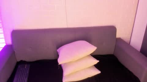 Kari online show from December 4, 11:19 am