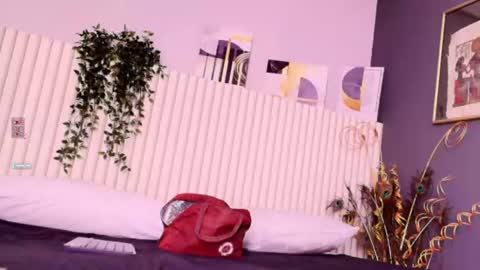 Snapshot of karina_gomez_18 chatting on June 30, 11:00 am Kari online show from June 30, 11:00 am
