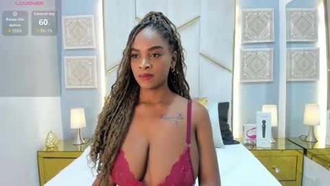 karinaacox online show from March 5, 1:07 pm