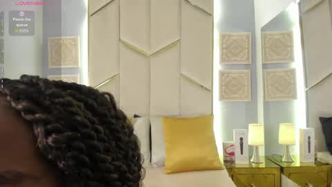 karinaacox online show from May 29, 11:52 am
