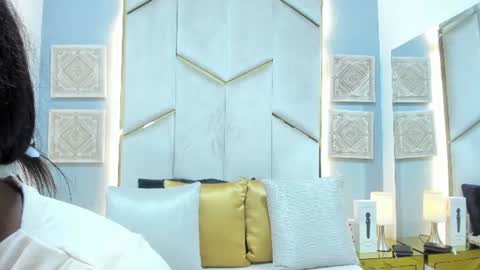 karinaacox online show from July 2, 12:00 pm