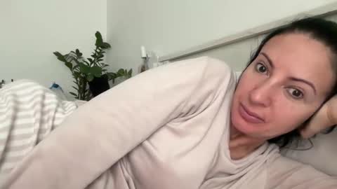 Snapshot of karinablair chatting on February 28, 9:32 am Karina online show from February 28, 9:32 am