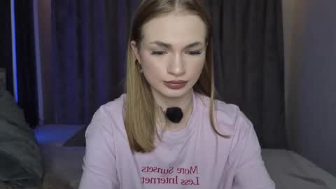 Snapshot of karinchik544 chatting on November 12, 12:49 pm karinchik544 online show from November 12, 12:49 pm