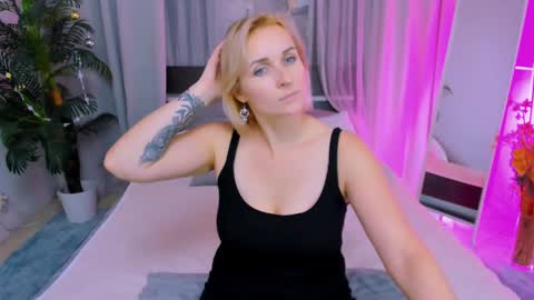 Karina  online show from December 23, 12:46 am