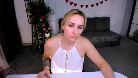 Karina  online show from February 21, 9:32 pm