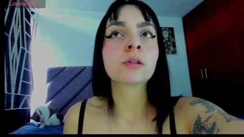 KARINNA  RAVEN online show from June 1, 6:53 pm