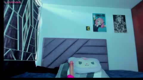 KARINNA  RAVEN online show from June 22, 9:01 pm