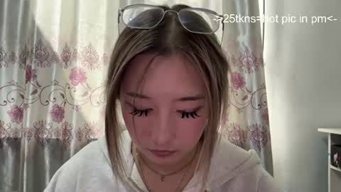karissagius online show from July 22, 10:18 am