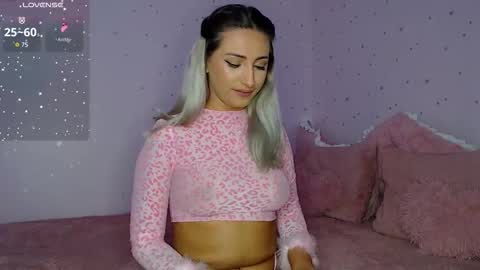 Andreea Fun it s my name online show from November 30, 3:05 pm