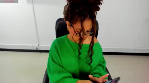 karla_cg online show from January 9, 2:31 pm