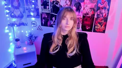 Karla online show from October 23, 6:45 am