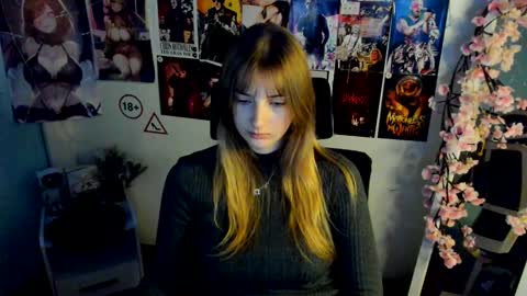 Karla online show from November 30, 7:01 am