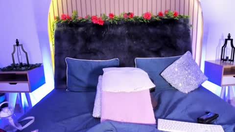 Karla Gonzaless online show from January 19, 8:19 pm