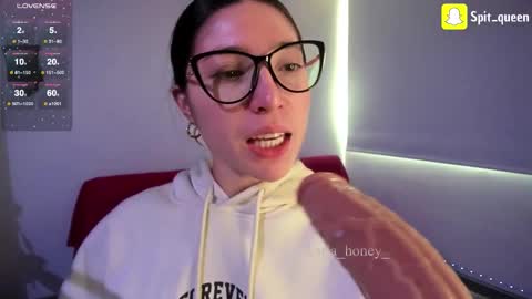 Karla online show from September 13, 8:30 pm