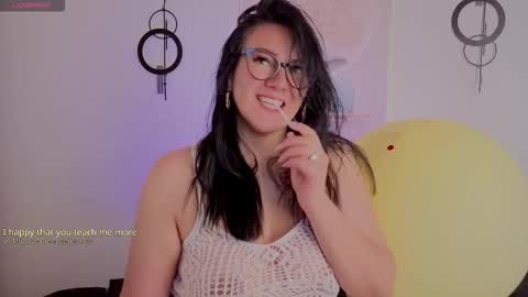 Snapshot of karla_valk1 chatting on September 15, 5:24 pm karla online show from September 15, 5:24 pm