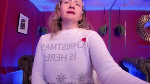 carla  online show from November 14, 3:16 am