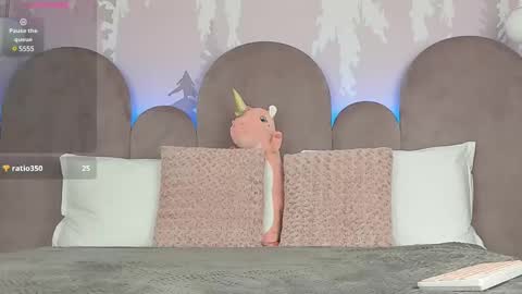 KarlaBart online show from March 5, 8:43 am