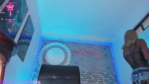 Snapshot of karlaebony_ts chatting on February 23, 8:11 pm KARLA online show from February 23, 8:11 pm