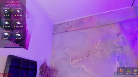 KARLA online show from December 18, 1:28 pm