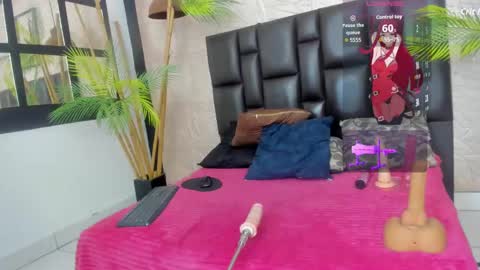 Snapshot of karlarusso chatting on October 8, 8:17 pm karlarusso online show from October 8, 8:17 pm