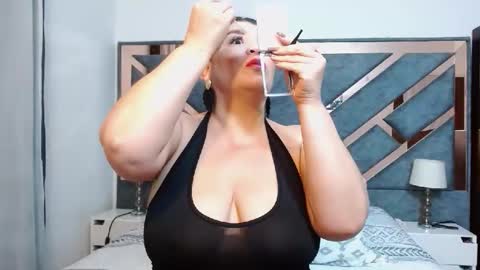 Snapshot of karlatesg chatting on September 14, 9:41 am Karla online show from September 14, 9:41 am