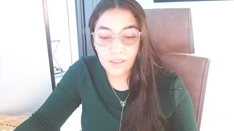 kloy online show from September 23, 3:48 pm