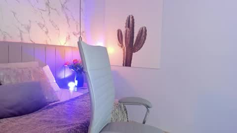 karlla_brown online show from January 15, 1:48 pm