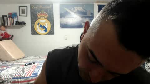 Snapshot of karlo_foryou chatting on August 4, 6:43 pm KARLO online show from August 4, 6:43 pm