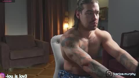 Karlos and Louis online show from November 1, 3:52 am