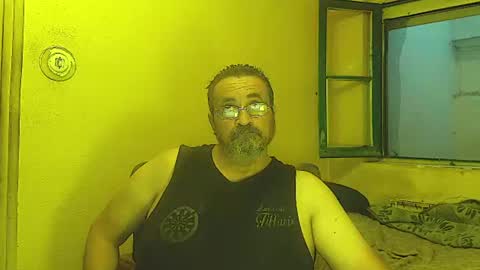 Snapshot of karlpal chatting on July 5, 4:41 am karlpal online show from July 5, 4:41 am
