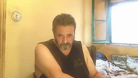 Snapshot of karlpal chatting on July 7, 6:47 am karlpal online show from July 7, 6:47 am