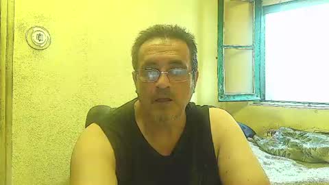 Snapshot of karlpal chatting on July 18, 6:28 am karlpal online show from July 18, 6:28 am