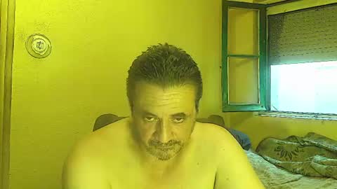 Snapshot of karlpal chatting on July 23, 6:28 pm karlpal online show from July 23, 6:28 pm