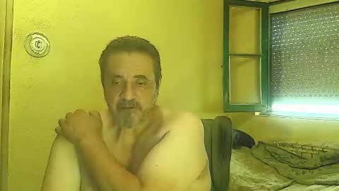 Snapshot of karlpal chatting on July 27, 4:14 pm karlpal online show from July 27, 4:14 pm