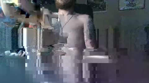 Snapshot of karnyx3 chatting on November 22, 11:42 am Karlos Montoya online show from November 22, 11:42 am