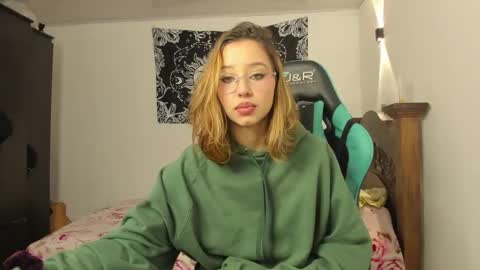 Snapshot of karodu chatting on January 9, 1:19 am Karo online show from January 9, 1:19 am