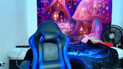    online show from October 30, 2:51 pm