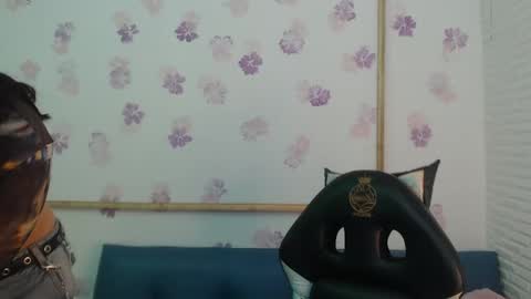 Karol online show from April 29, 2:10 pm