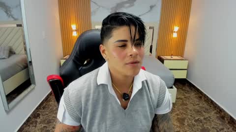 Karol and Luna online show from April 10, 7:40 pm