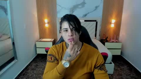 Karol and Luna online show from July 10, 12:30 pm