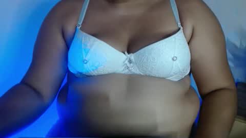 karolbb21 online show from November 30, 10:58 pm