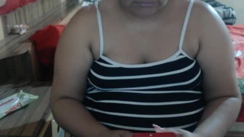 karolbb21 online show from April 5, 11:57 pm