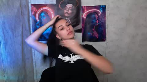 Snapshot of karolinamex_ chatting on October 14, 4:57 am Karolina online show from October 14, 4:57 am