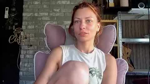 karoline121 online show from June 25, 5:12 am