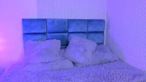 Karoline  online show from December 23, 9:18 pm