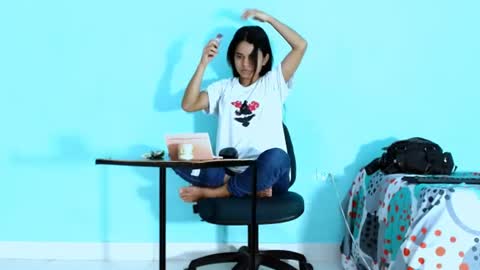 karol online show from June 13, 6:39 pm