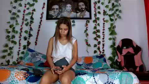 karol online show from August 3, 7:28 pm