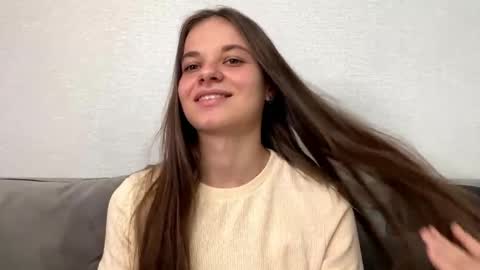 Lia online show from April 27, 4:05 pm