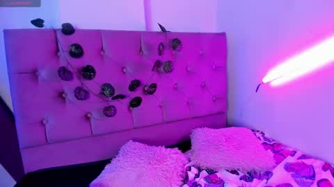 Snapshot of karyy_ chatting on December 19, 7:07 am Karyy online show from December 19, 7:07 am