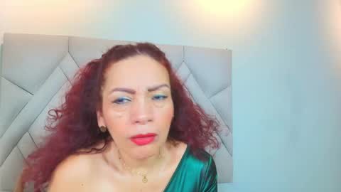 Snapshot of kasandra_gomez chatting on January 8, 12:18 pm kasandra gomez online show from January 8, 12:18 pm